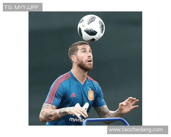 三角发型足球球星聚焦:独特造型与场上风采并存的运动巨星们 三角发型足球球星聚焦:独特造型与场上风采并存的运动巨星们