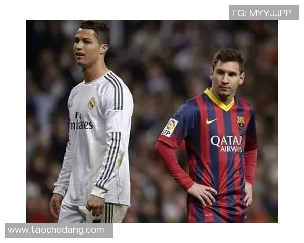 当今世界足坛巨星风采与时代传奇全面观察