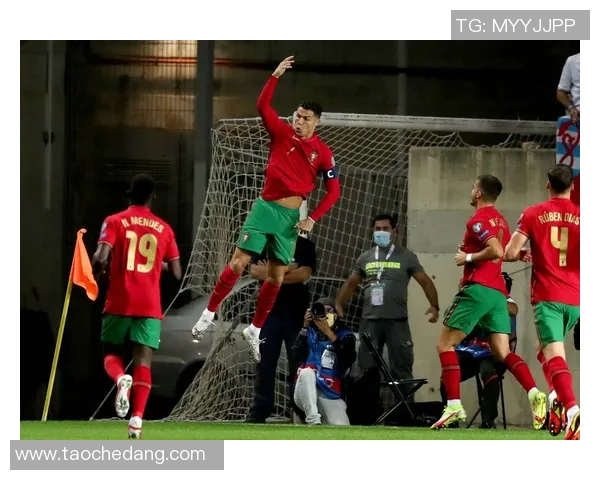 克里斯·罗纳尔多：从葡萄牙小镇到全球足球传奇的成长之路